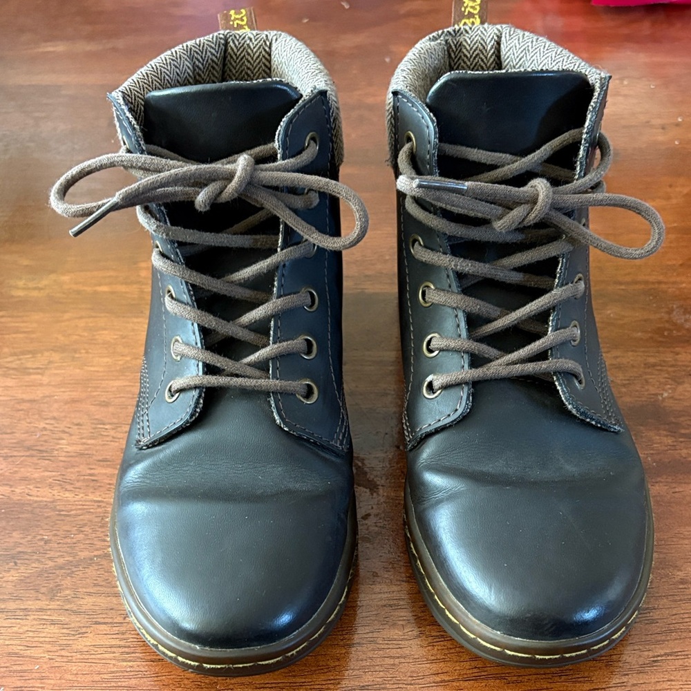Dr. Martens Maelly Ankle Boots size 8